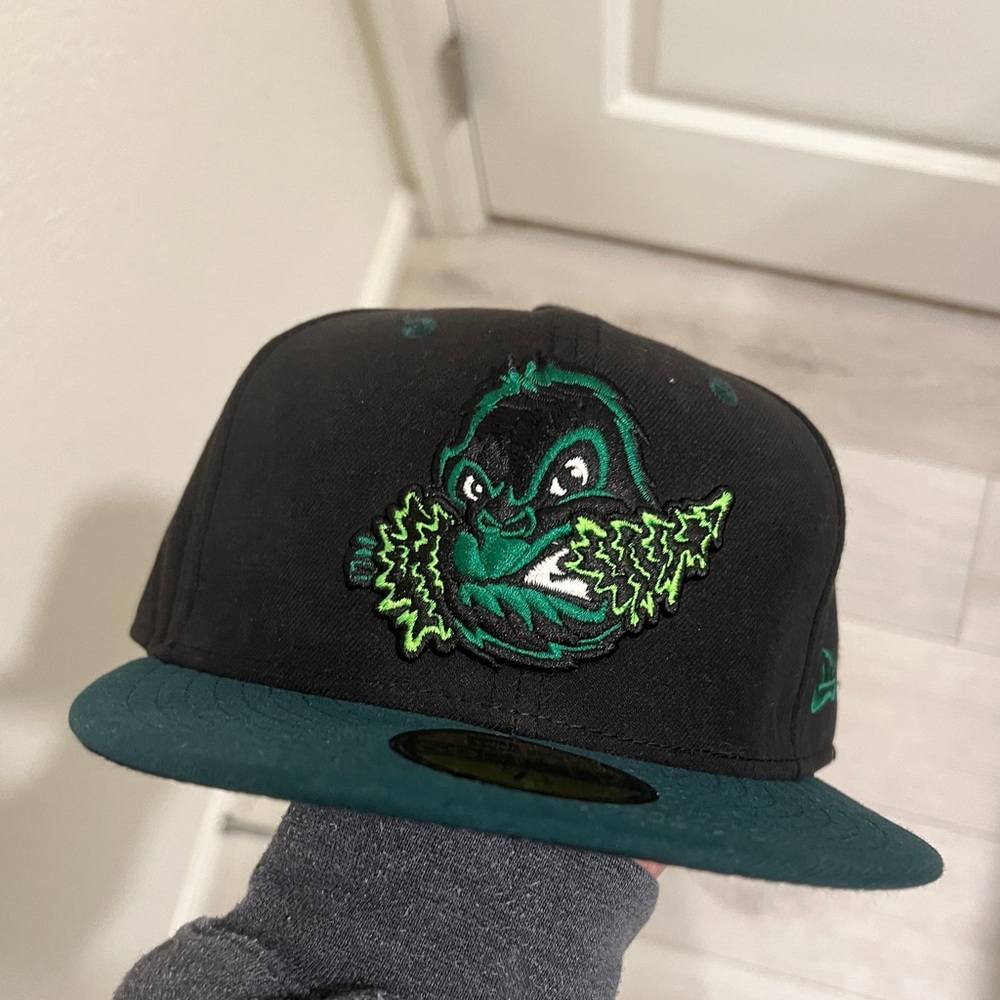Eugene Emeralds MILB New Era 59Fifty Black and Green Hat 7 1/8